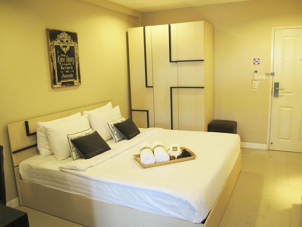Studio 62 Otel Bangkok Dış mekan fotoğraf